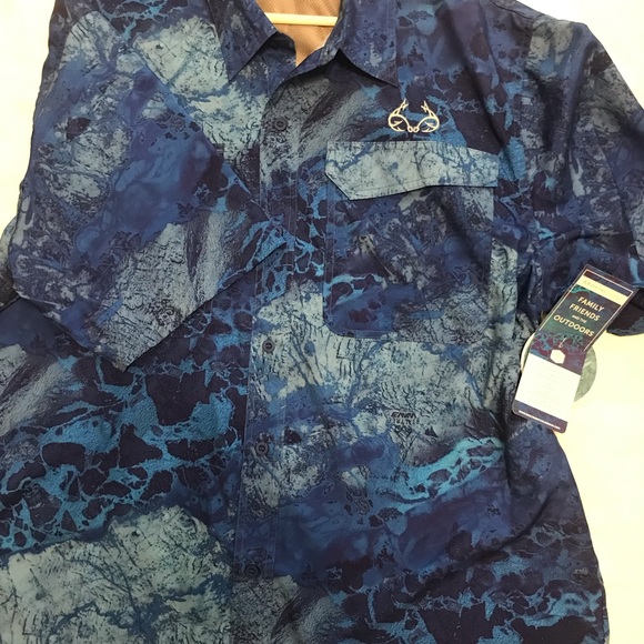 NWT Men’s RealTree S/S Fishing Shirt XXL Multi Blue Color New Free Bottle Opener - Picture 9 of 10